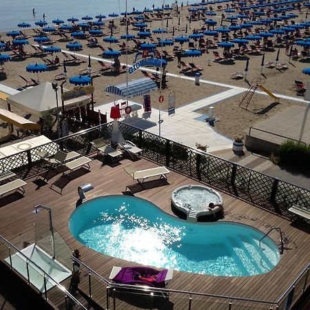 Hotel Baia Rimini Zewnętrze zdjęcie